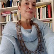 Laureanda in Lingue Orientali (cinese) impartisce lezioni di Italiano per stranieri (da livello base a intermedio) e di Inglese